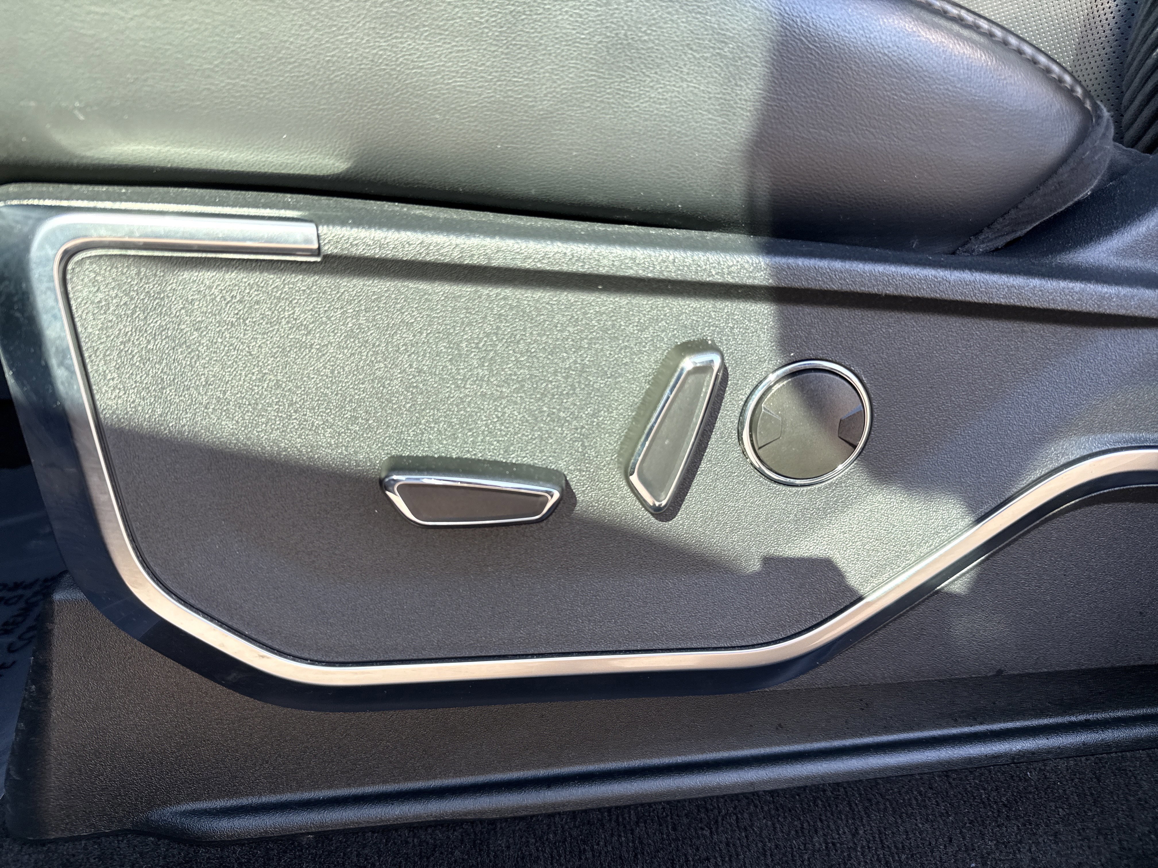 Certified 2022 Ford F150 Raptor w/ Equipment Group 801A High image 14