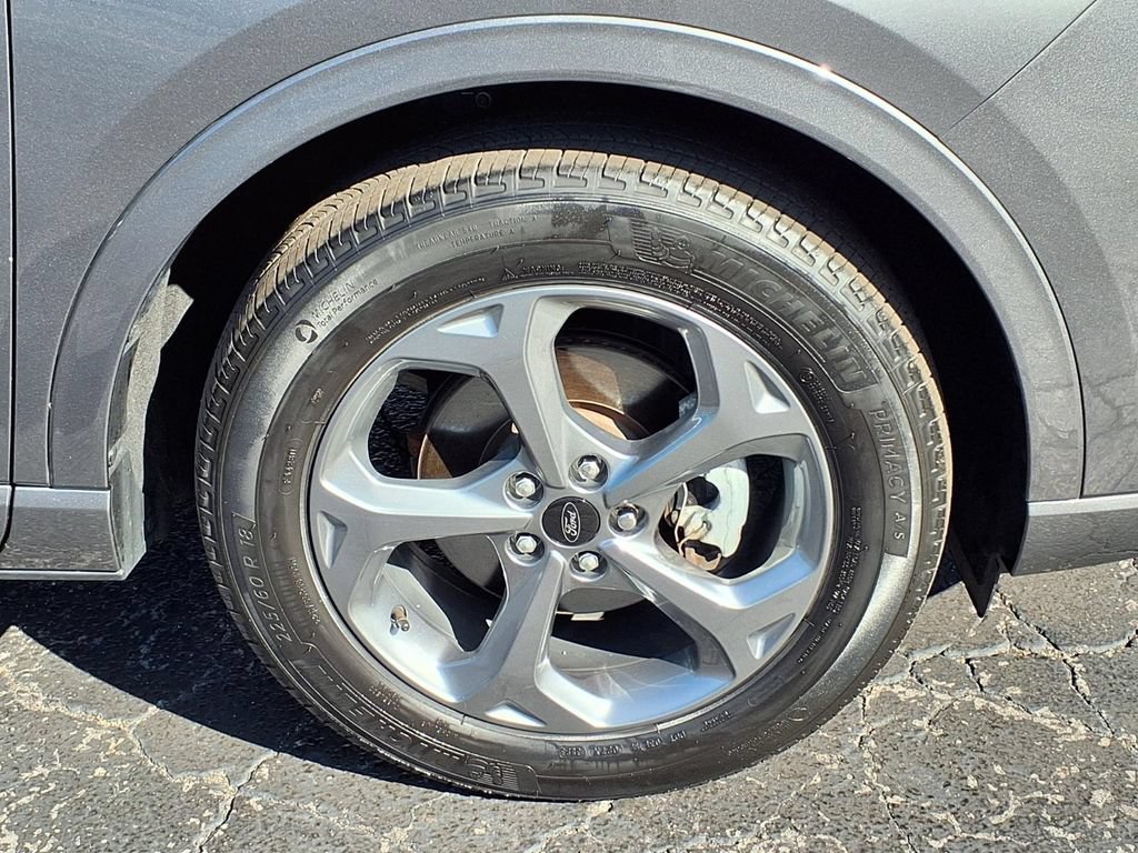 Certified 2023 Ford Escape ST-Line w/ Tech Pack #1 AWD/4WD image 27