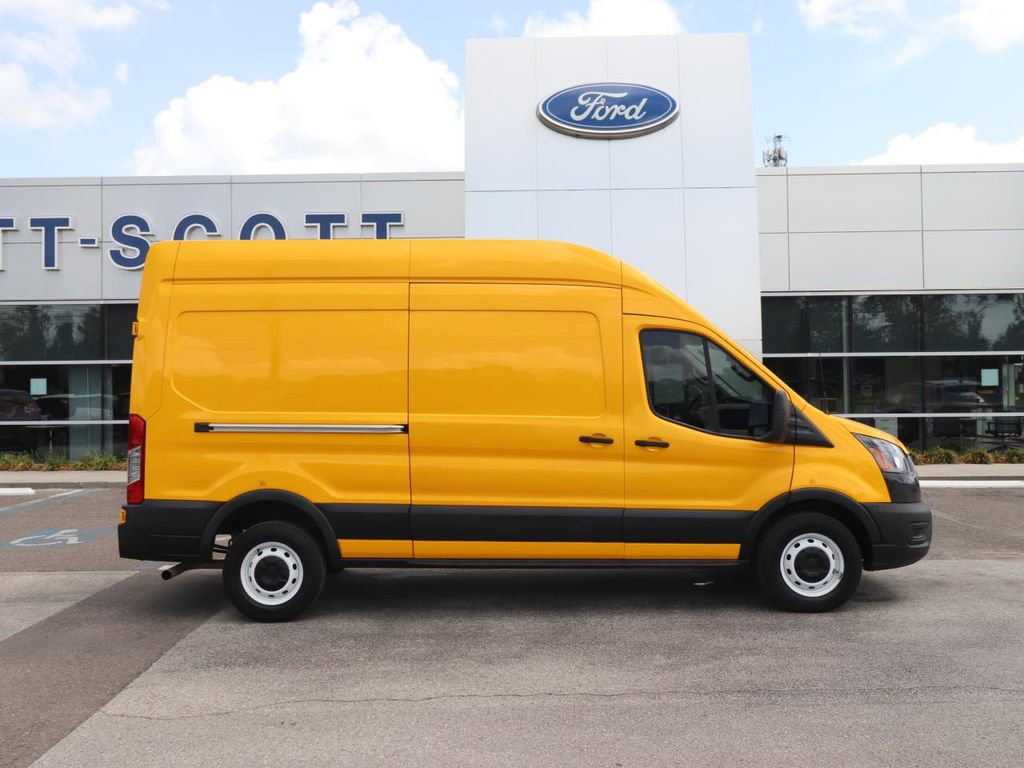 Certified 2021 Ford Transit 250 148 High Roof RWD image 15