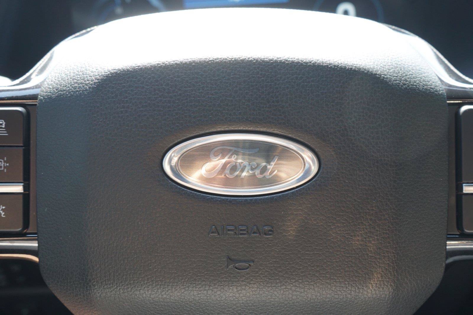 Certified 2023 Ford F150 Lightning Platinum AWD/4WD image 15