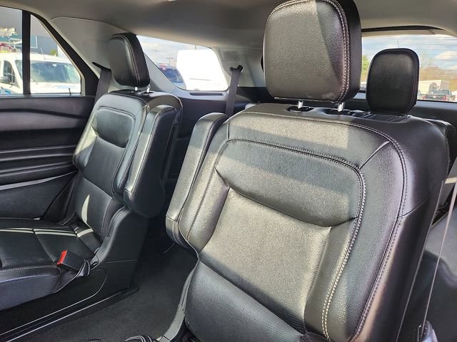 Certified 2024 Ford Explorer Limited w/ Limited Technology Package AWD/4WD image 15