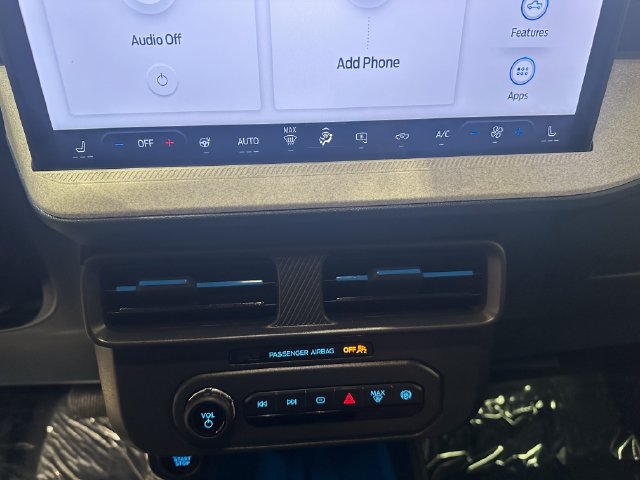 Certified 2025 Ford Maverick XLT w/ XLT Luxury Package AWD/4WD image 10