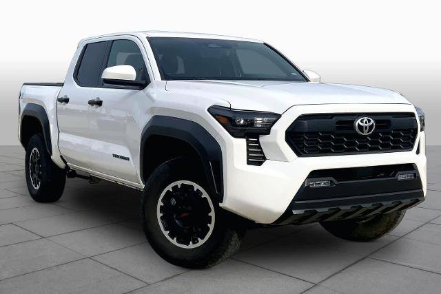 Used 2024 Toyota Tacoma TRD Off-Road AWD/4WD image 3
