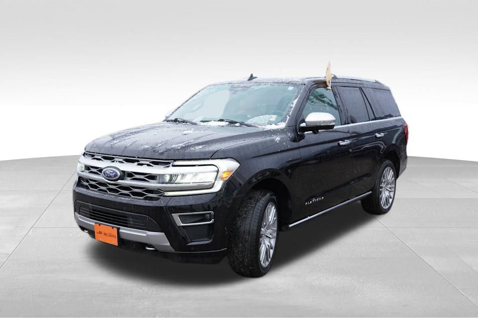 Certified 2024 Ford Expedition Platinum image 2
