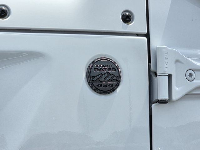 Used 2024 Jeep Wrangler Unlimited Sport AWD/4WD image 31