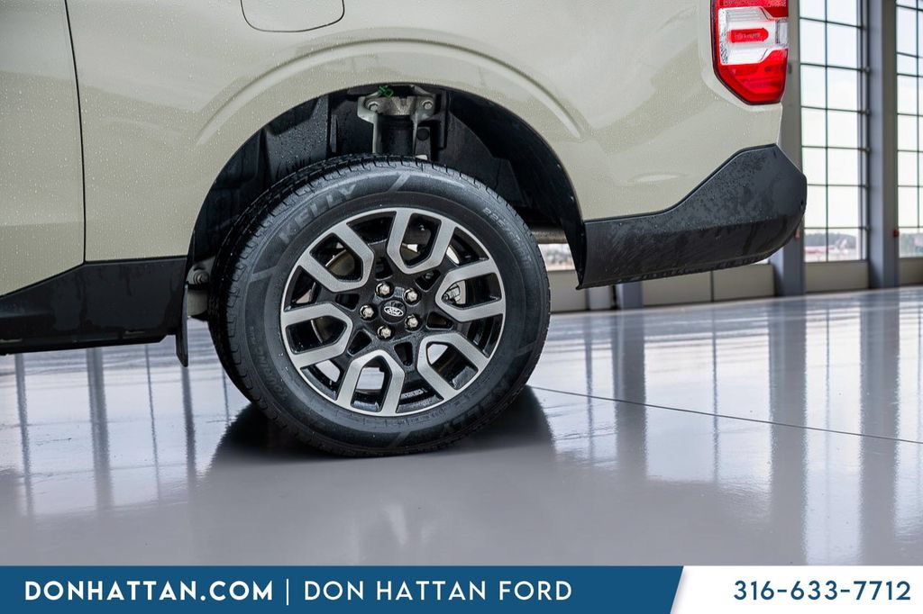 Certified 2024 Ford Maverick Lariat FWD image 34