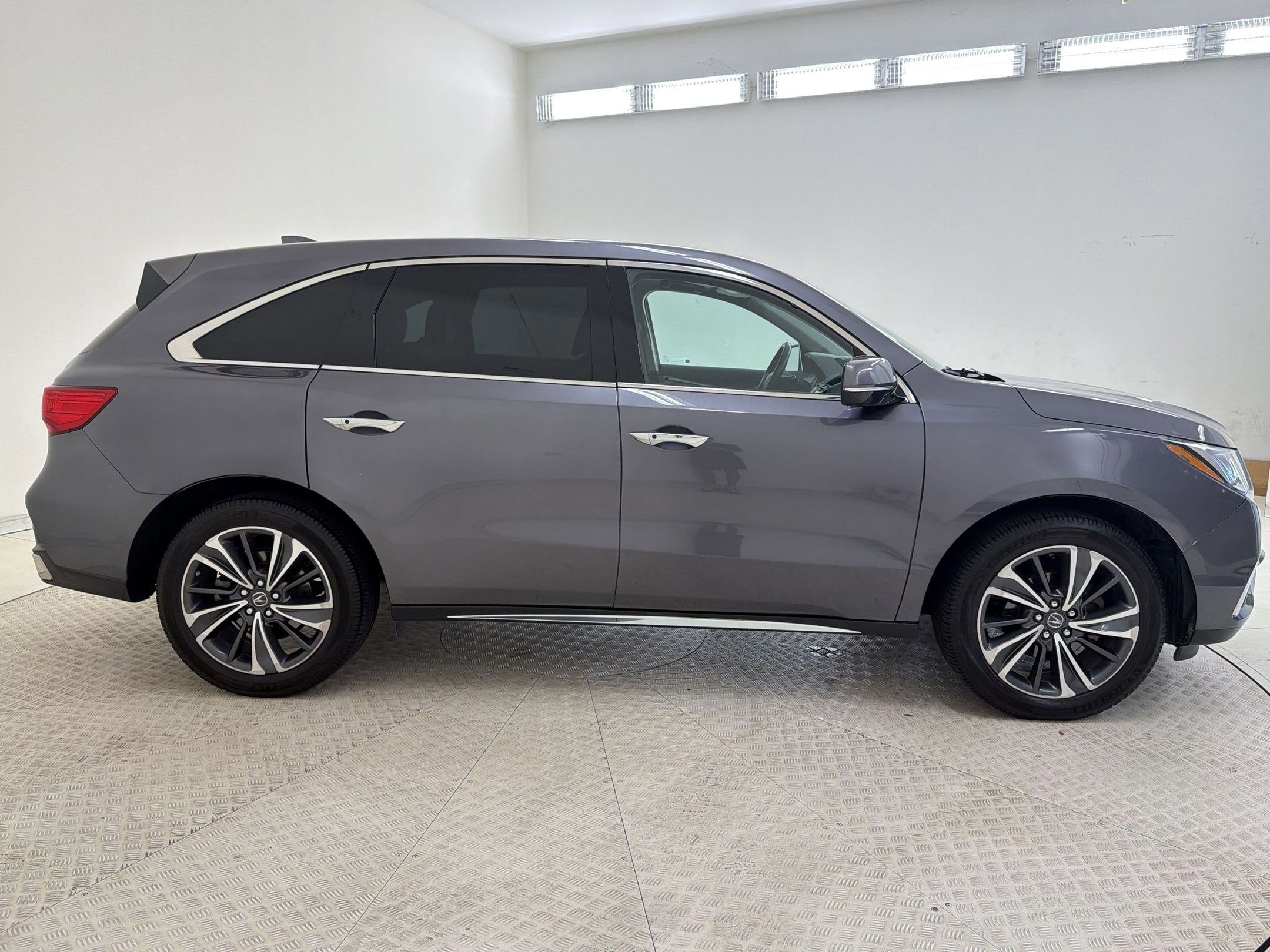 Used 2019 Acura MDX SH-AWD w/ Technology Package image 6