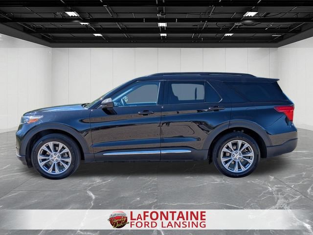 Certified 2023 Ford Explorer XLT w/ Equipment Group 202A AWD/4WD image 2