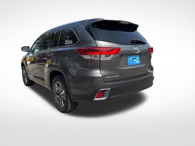 Used 2018 Toyota Highlander Limited Platinum FWD image 6