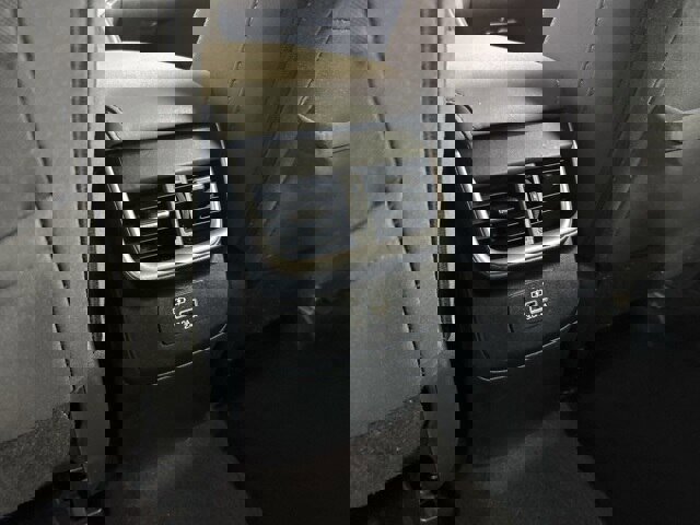 Used 2024 Subaru Outback Premium image 15