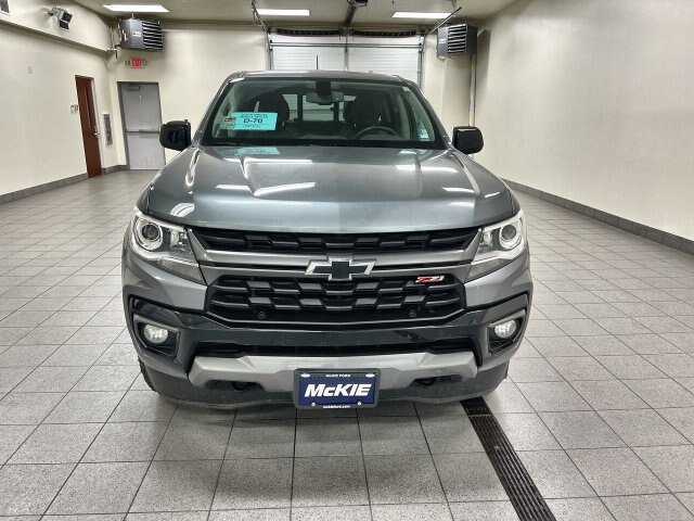Used 2022 Chevrolet Colorado Z71 AWD/4WD image 2