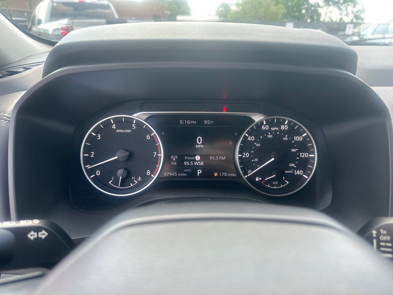Used 2025 Nissan Rogue SV AWD/4WD image 29