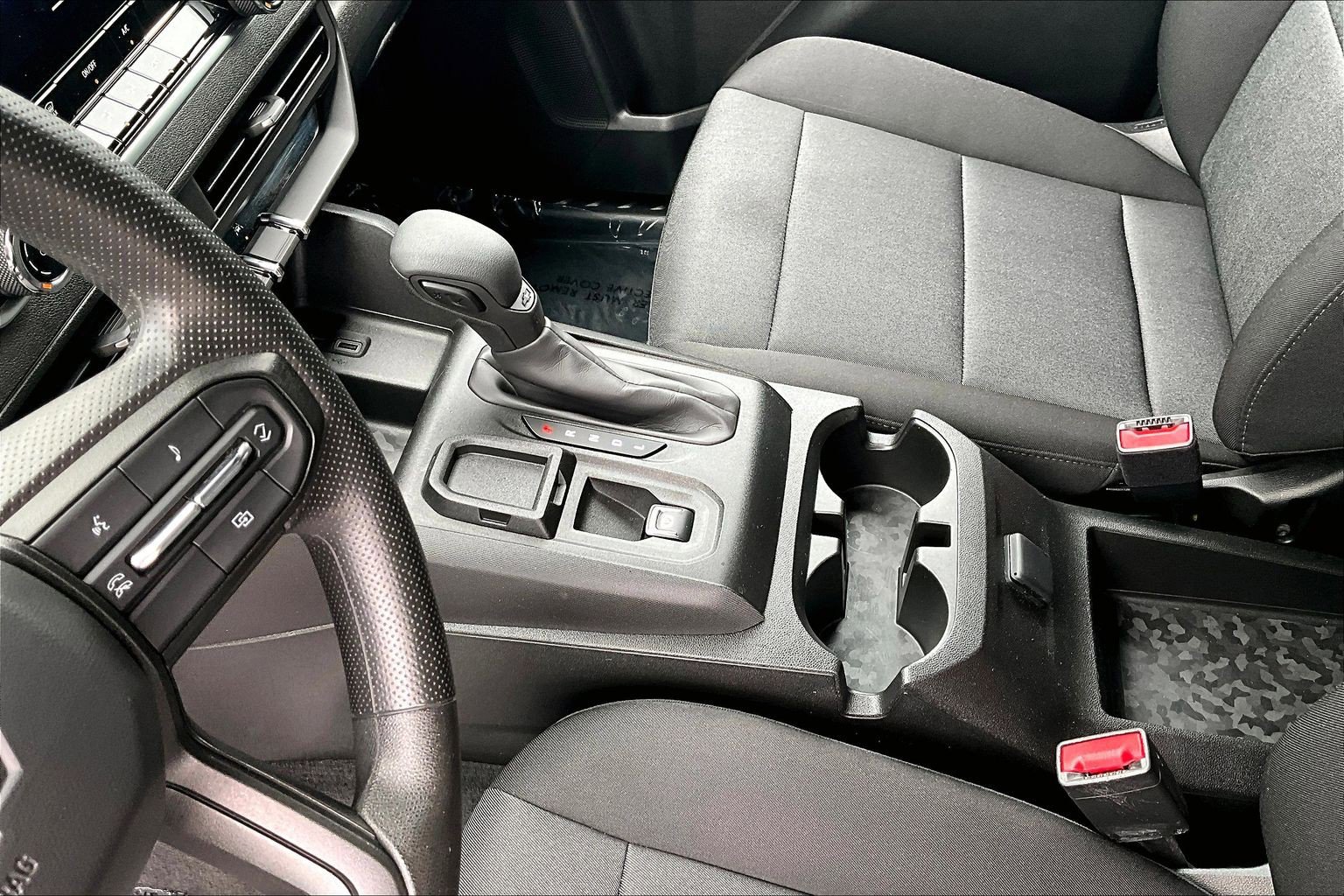 Used 2023 Chevrolet Colorado W/T RWD image 15