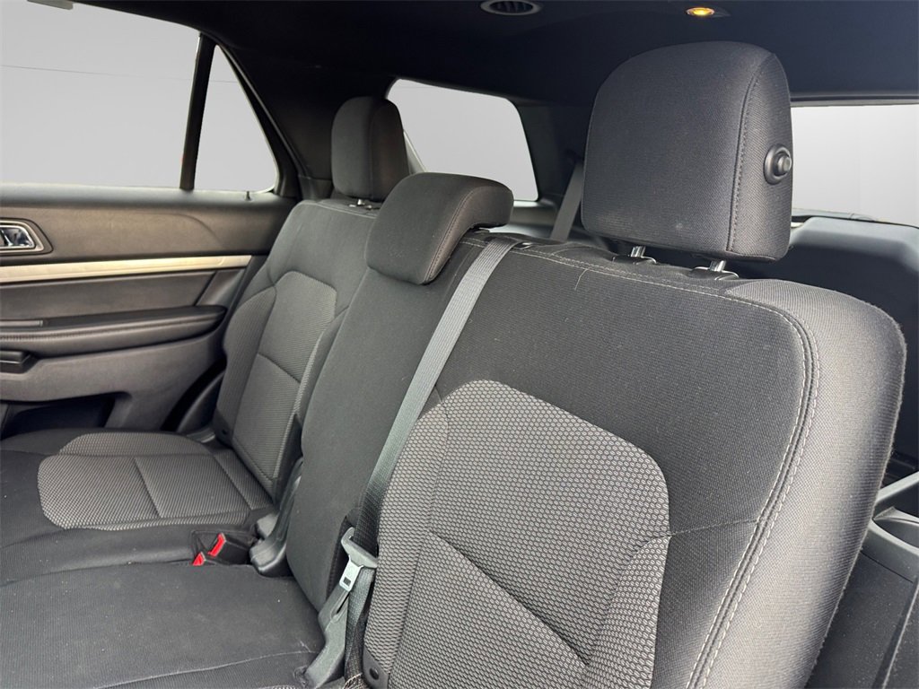 Certified 2019 Ford Explorer XLT w/ Equipment Group 201A image 13