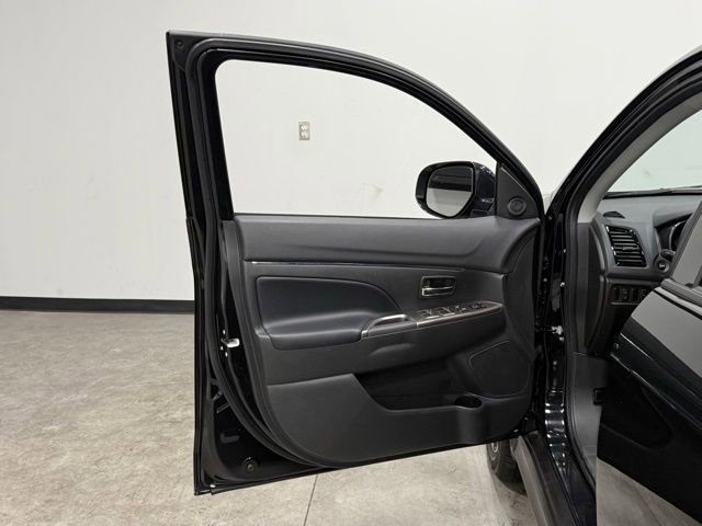 Used 2022 Mitsubishi Outlander Sport SE AWD/4WD image 13