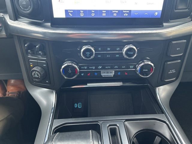 Certified 2022 Ford F150 Lariat w/ Equipment Group 502A High image 26