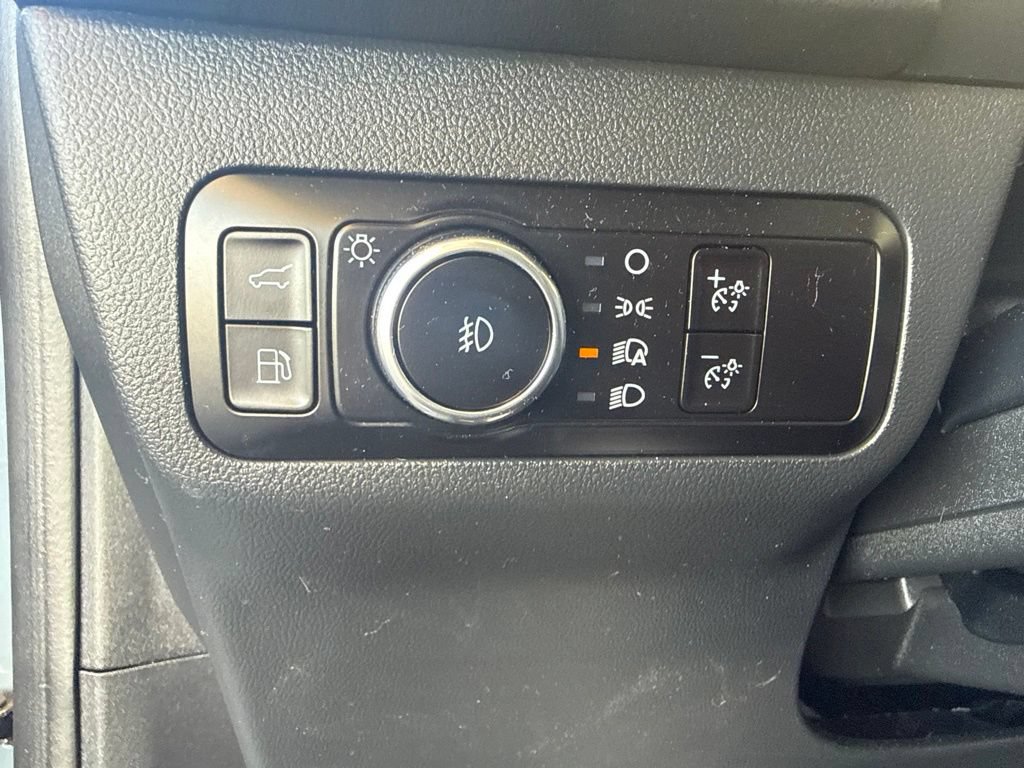 Certified 2023 Ford Escape Platinum AWD/4WD image 17