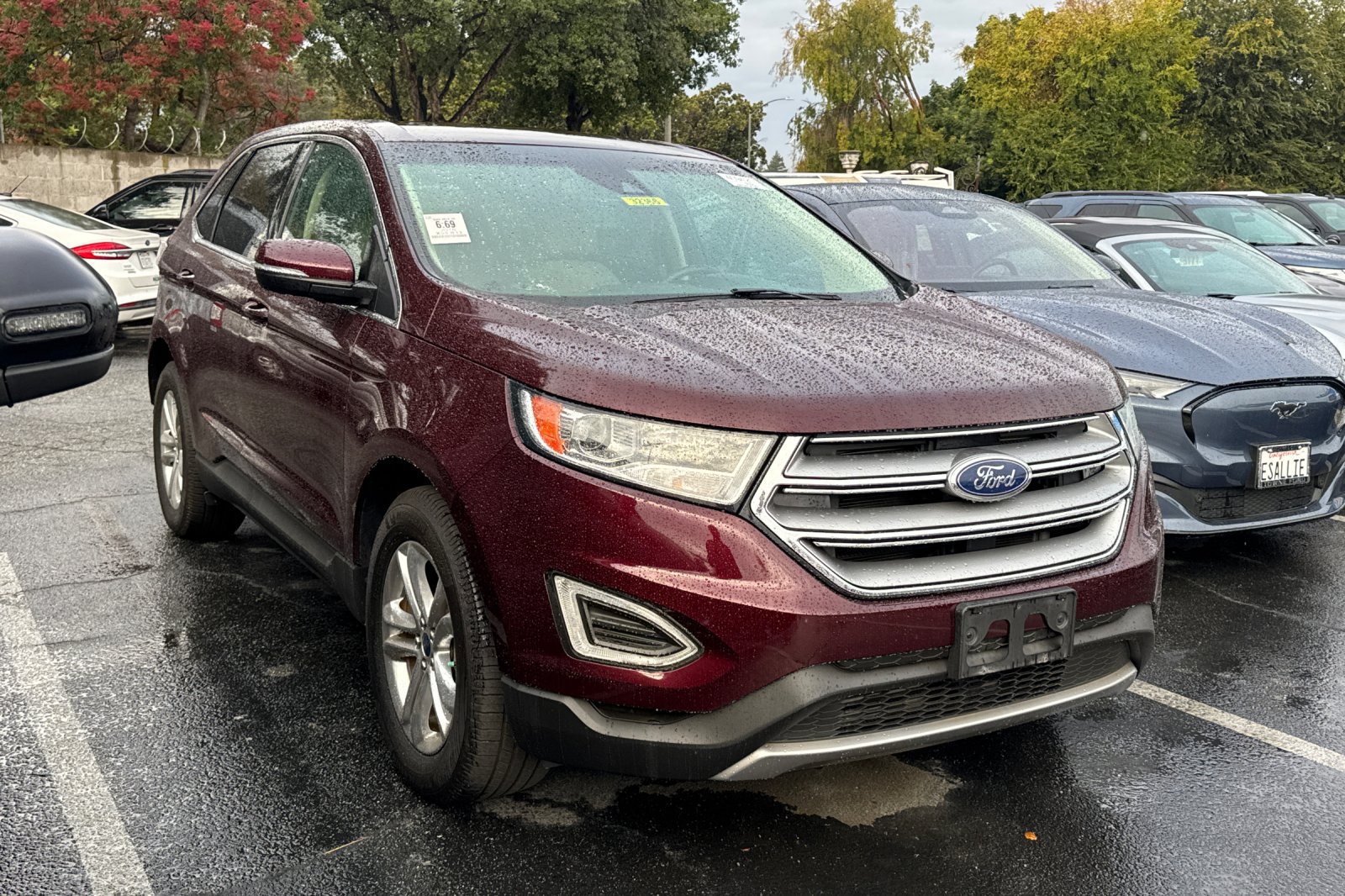Certified 2018 Ford Edge SEL w/ Equipment Group 201A FWD image 2