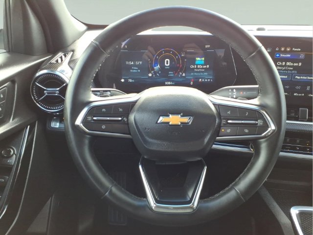Used 2026 Chevrolet Equinox LT FWD image 14