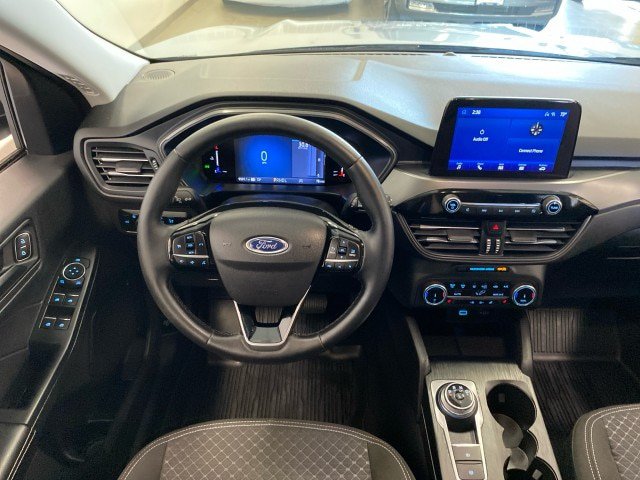 Certified 2023 Ford Escape Active AWD/4WD image 13