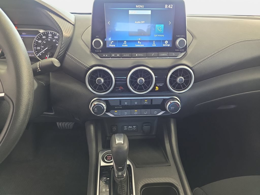 Used 2024 Nissan Sentra SV FWD image 17