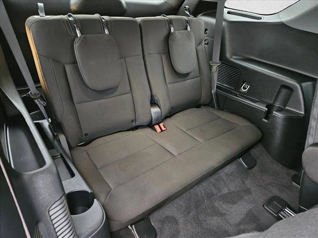 Certified 2024 Ford Explorer XLT RWD image 19