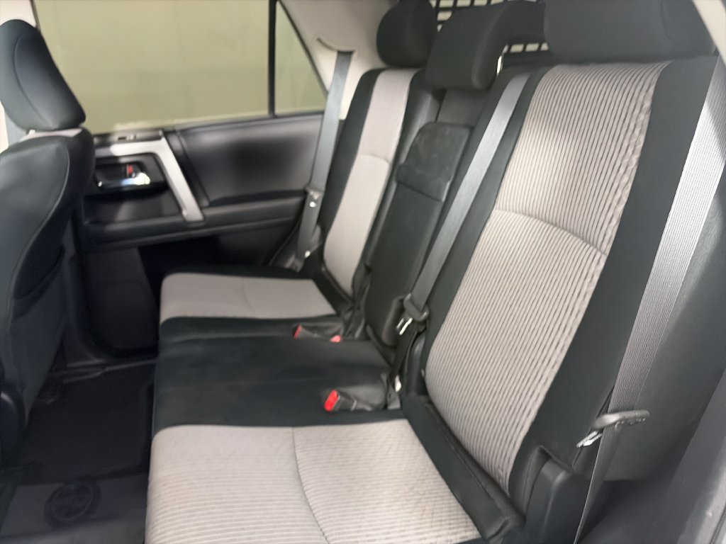 Used 2020 Toyota 4Runner 4WD image 13