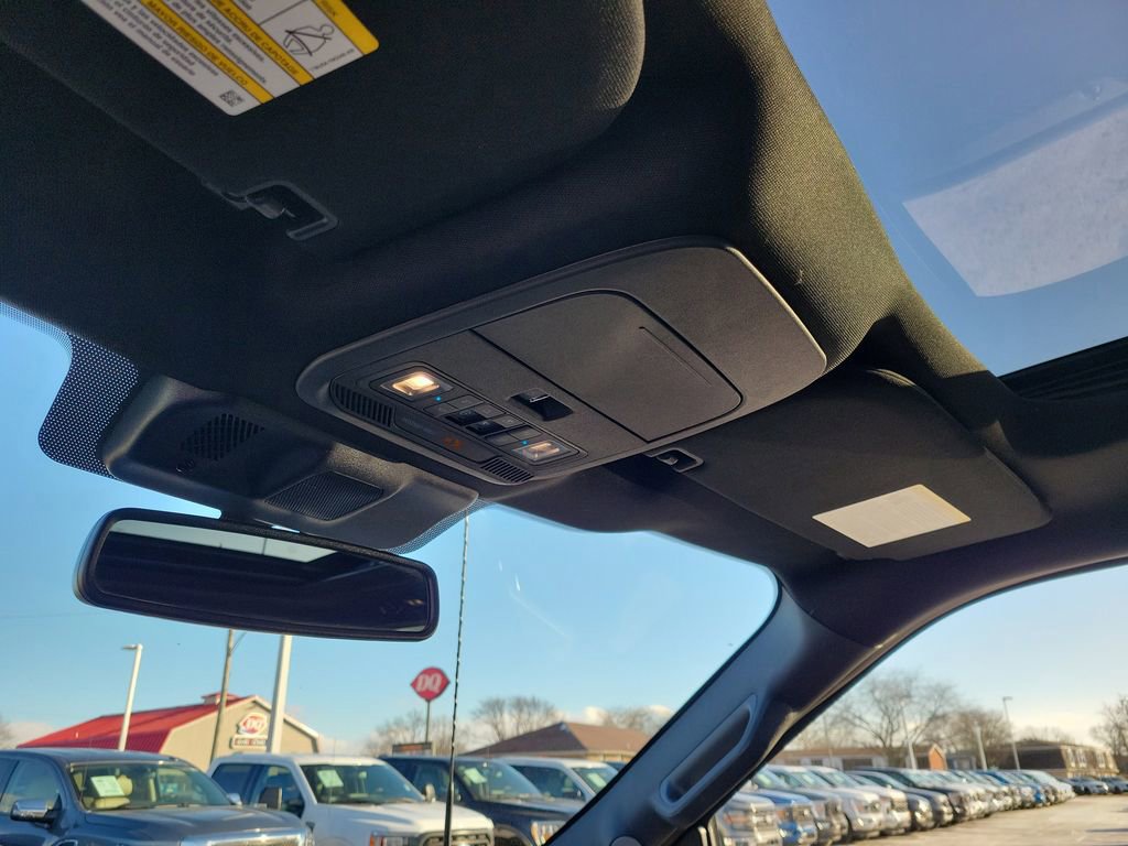 Certified 2025 Ford F150 XLT w/ Equipment Group 303A High image 30