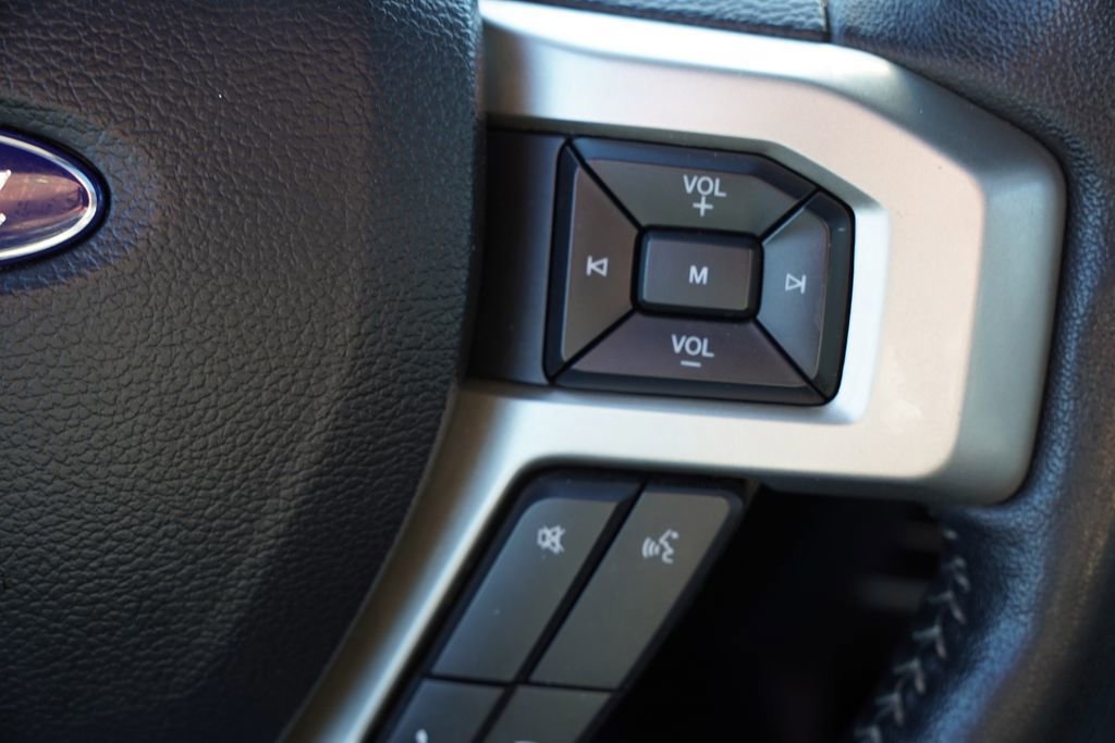 Certified 2020 Ford F150 Lariat w/ Equipment Group 502A Luxury image 35