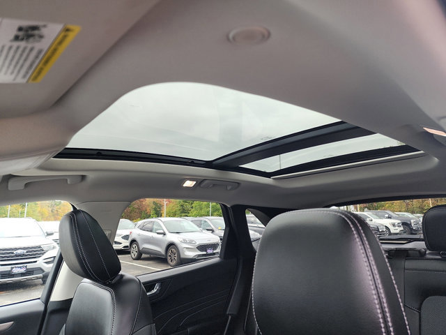 Certified 2022 Ford Escape SEL image 21