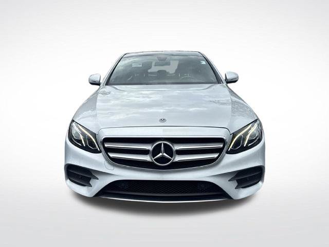Used 2019 Mercedes-Benz E 300 image 3