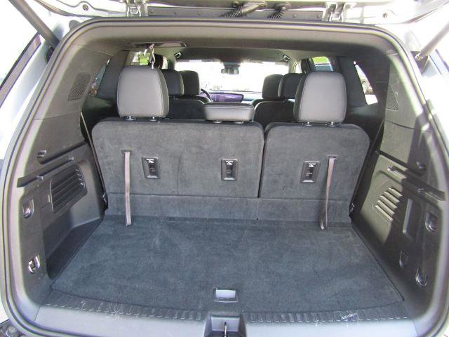 Used 2025 Buick Enclave Sport Touring AWD/4WD image 37