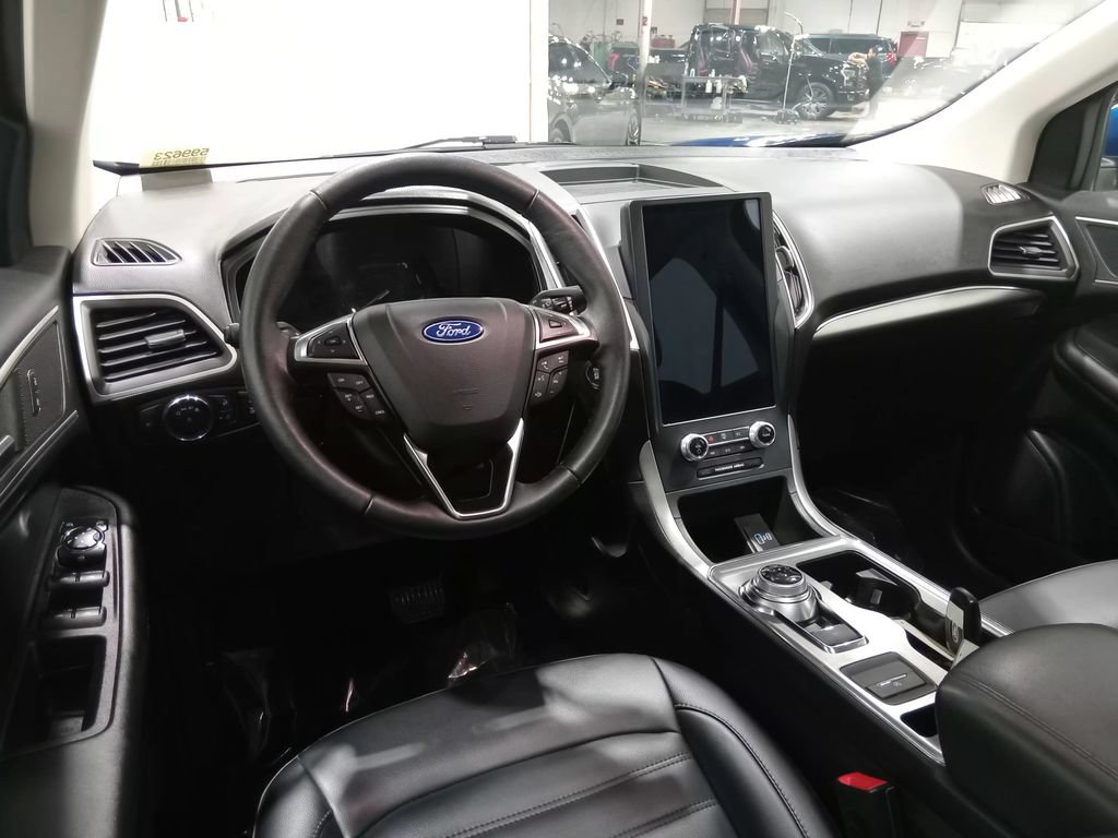 Certified 2022 Ford Edge SEL w/ Convenience Package AWD/4WD image 15