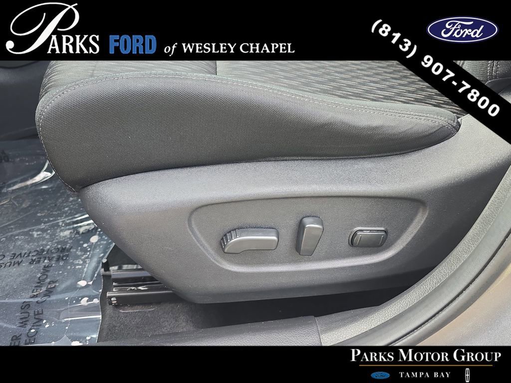 Used 2018 Nissan Rogue SV AWD/4WD image 19