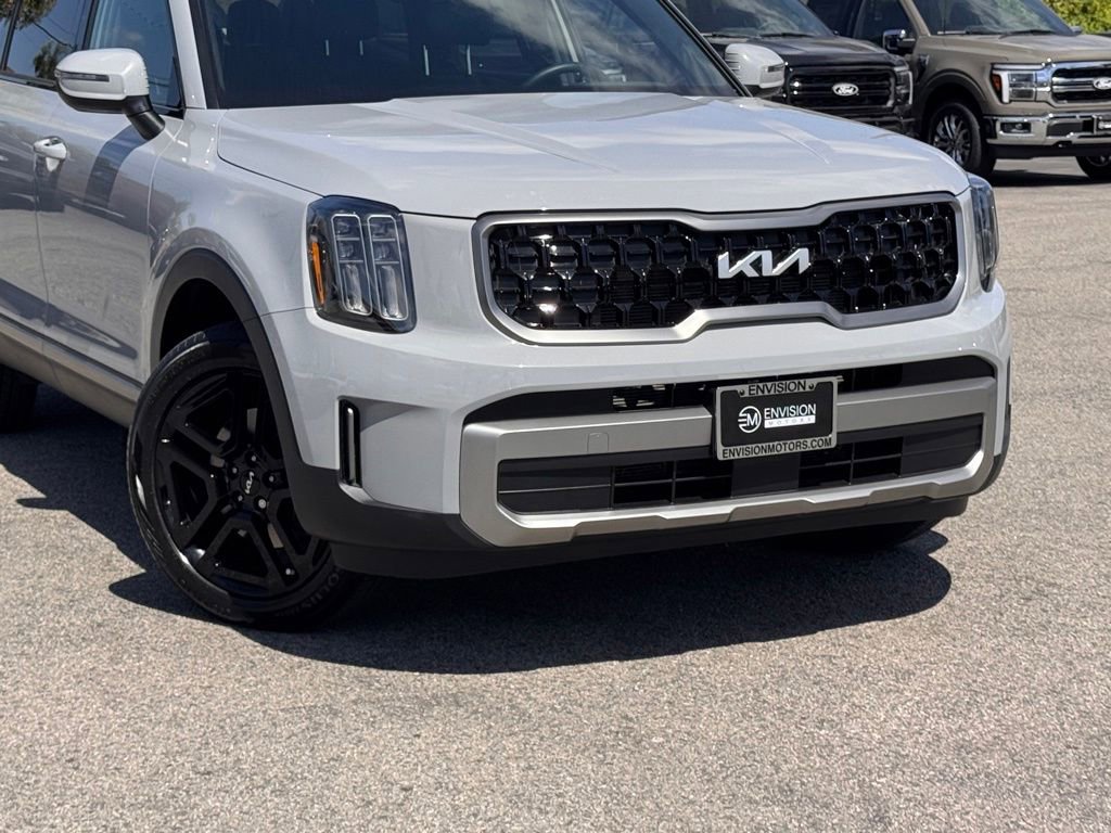 Used 2023 Kia Telluride EX X-Line AWD/4WD image 3