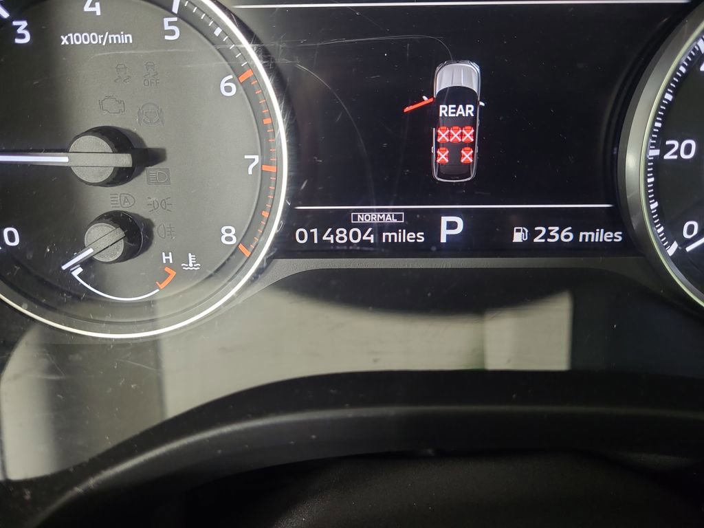 Used 2025 Mitsubishi Outlander AWD image 10