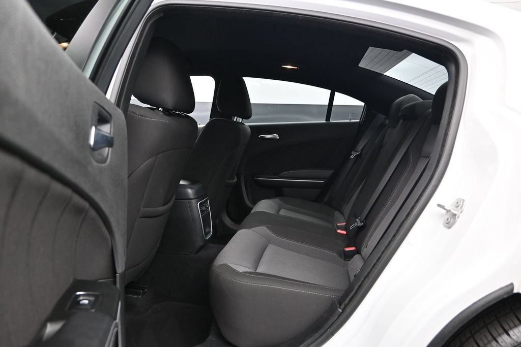 Used 2022 Dodge Charger SXT RWD image 16