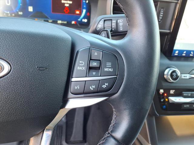 Certified 2020 Ford Explorer Platinum w/ Premium Technology Package image 19