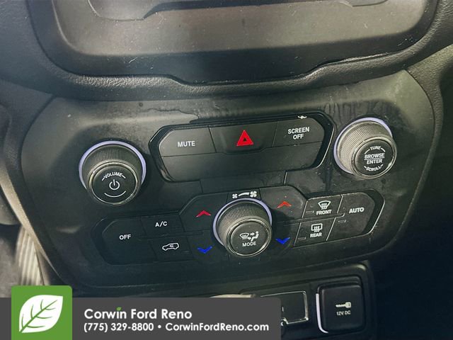 Used 2020 Jeep Renegade Limited image 15
