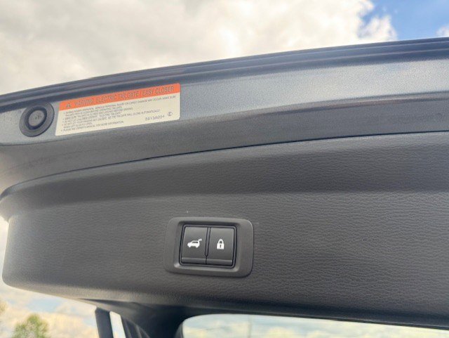 Used 2025 Mitsubishi Outlander SE AWD/4WD image 32