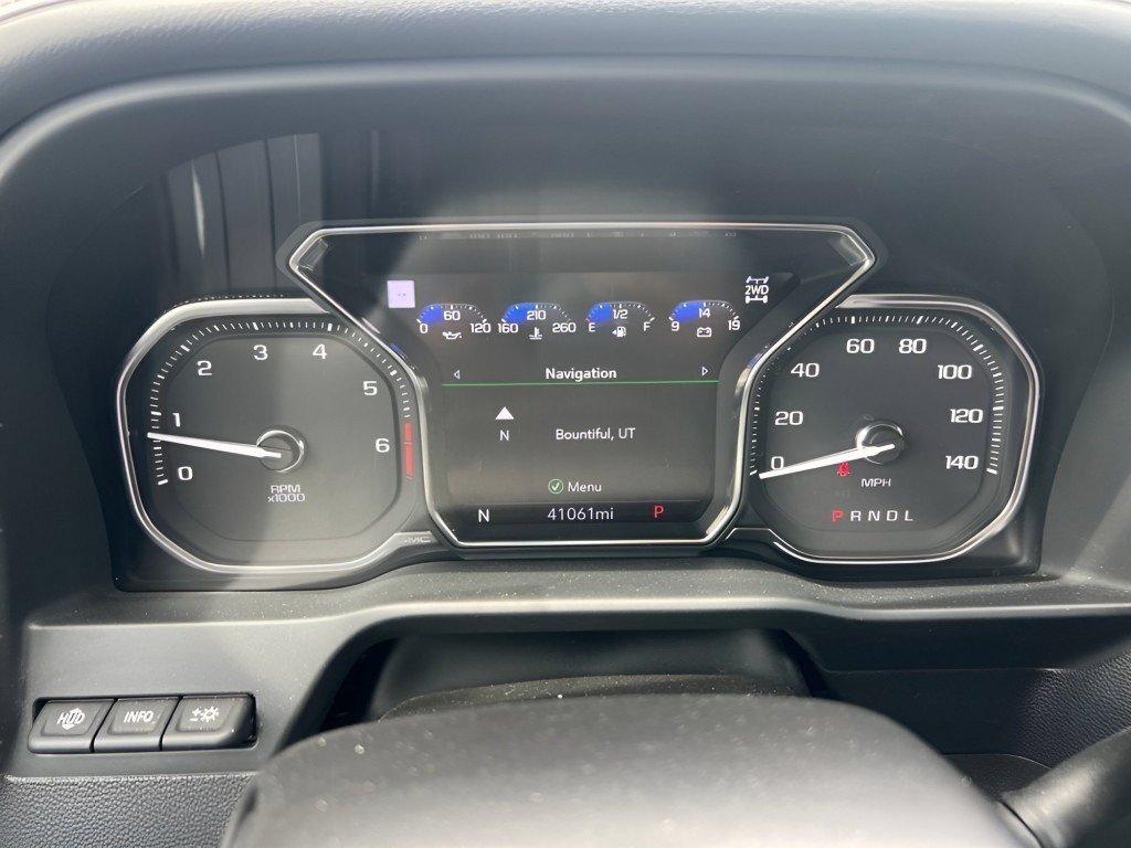 Used 2022 GMC Sierra 2500 AT4 w/ AT4 Premium Plus Package AWD/4WD image 26