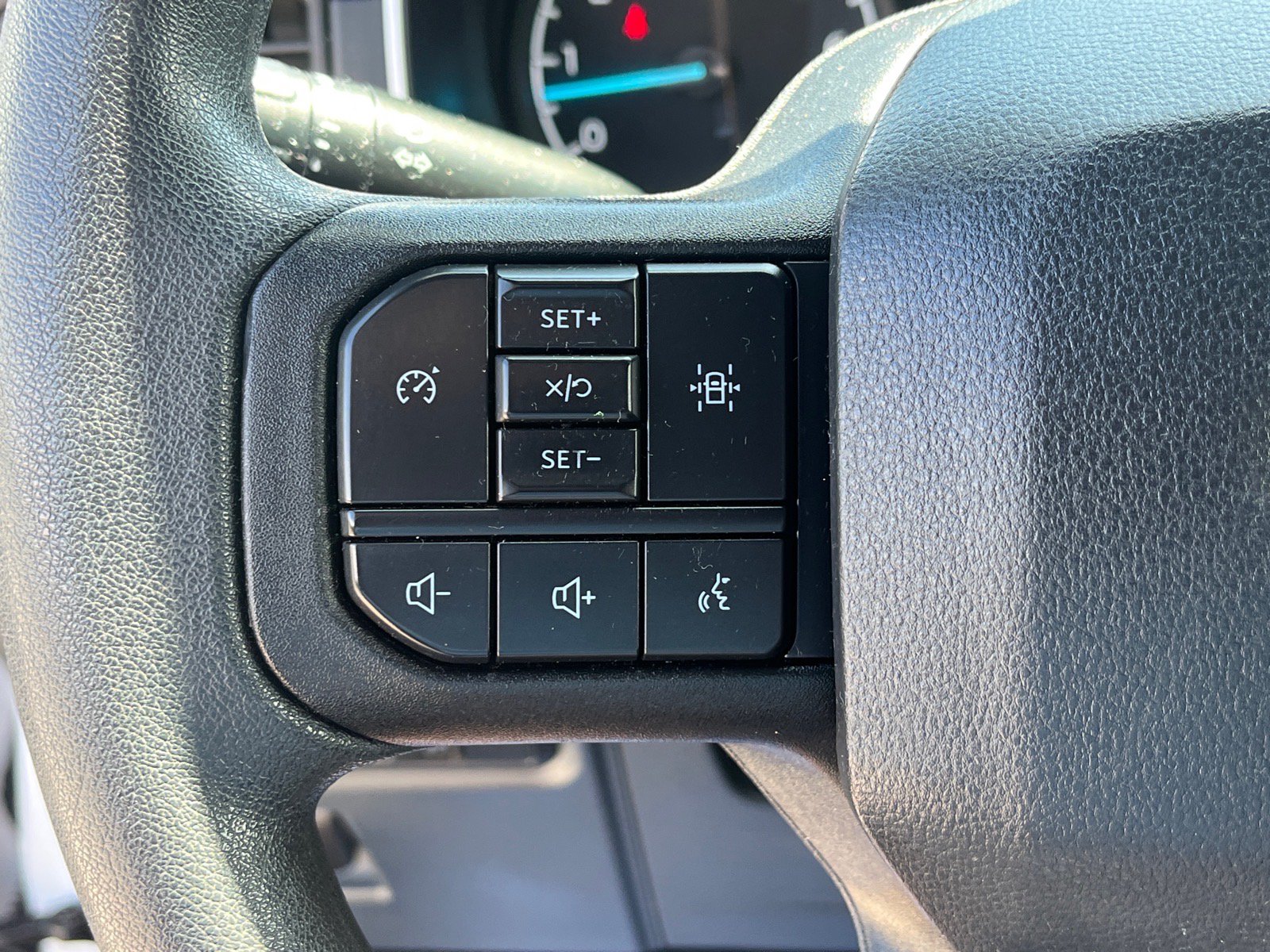 Certified 2022 Ford F150 XL w/ STX Appearance Package AWD/4WD image 17