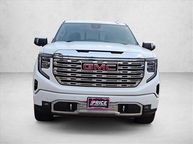 Used 2023 GMC Sierra 1500 Denali AWD/4WD image 2