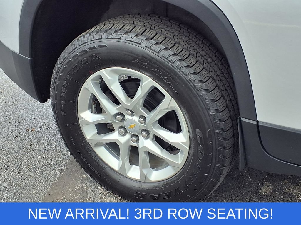 Used 2022 Chevrolet Traverse LS AWD/4WD image 24