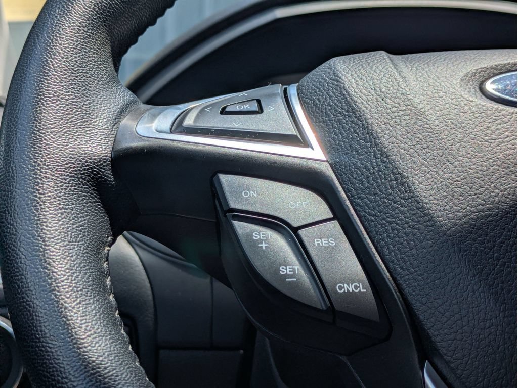 Certified 2024 Ford Edge Titanium AWD/4WD image 22