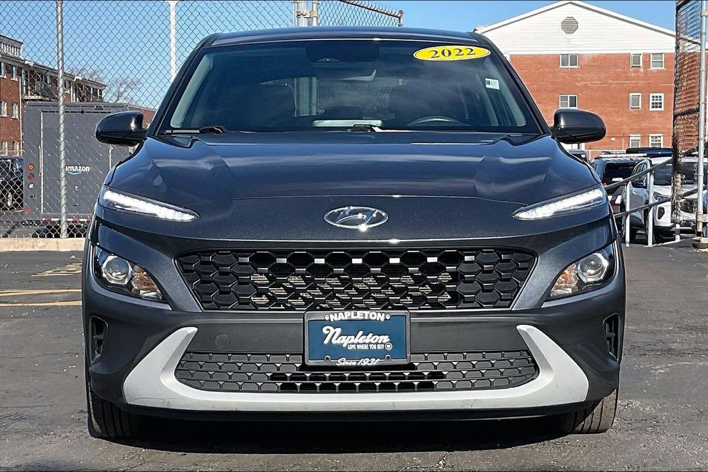 Used 2022 Hyundai Kona SE image 2