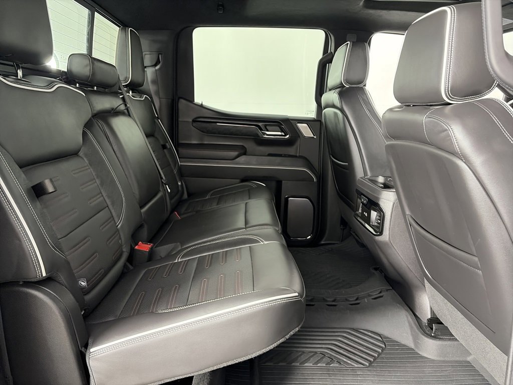 Used 2024 GMC Sierra 1500 AT4X w/ AT4X AEV Edition image 29
