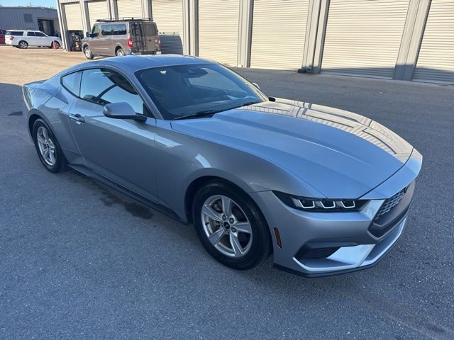 Certified 2024 Ford Mustang Coupe RWD image 4