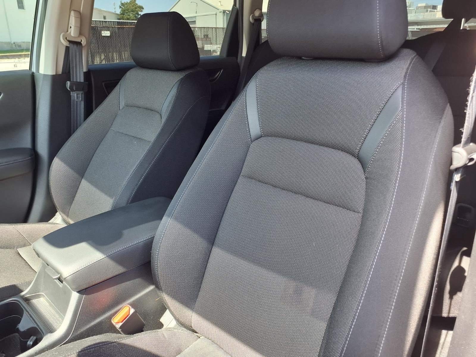 Used 2025 Honda CR-V EX image 15