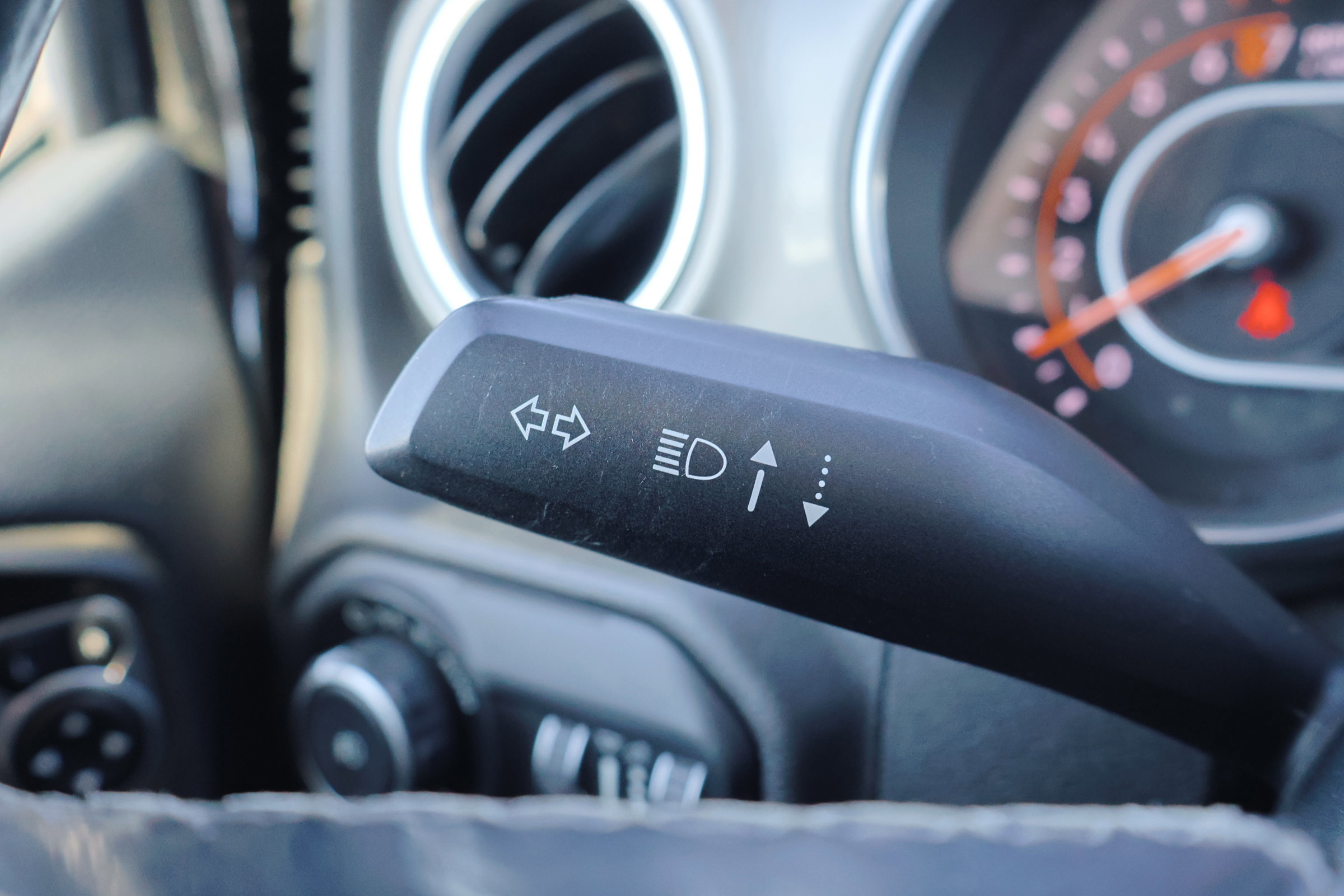 Used 2019 Jeep Wrangler Unlimited Sahara image 20